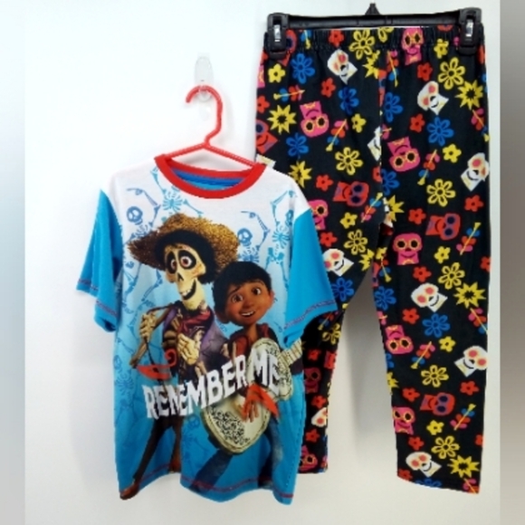 Disney Pixar Coco Remember Me Boys Pajama Snug Set 12 Cartoon Animation Movie - Picture 1 of 10